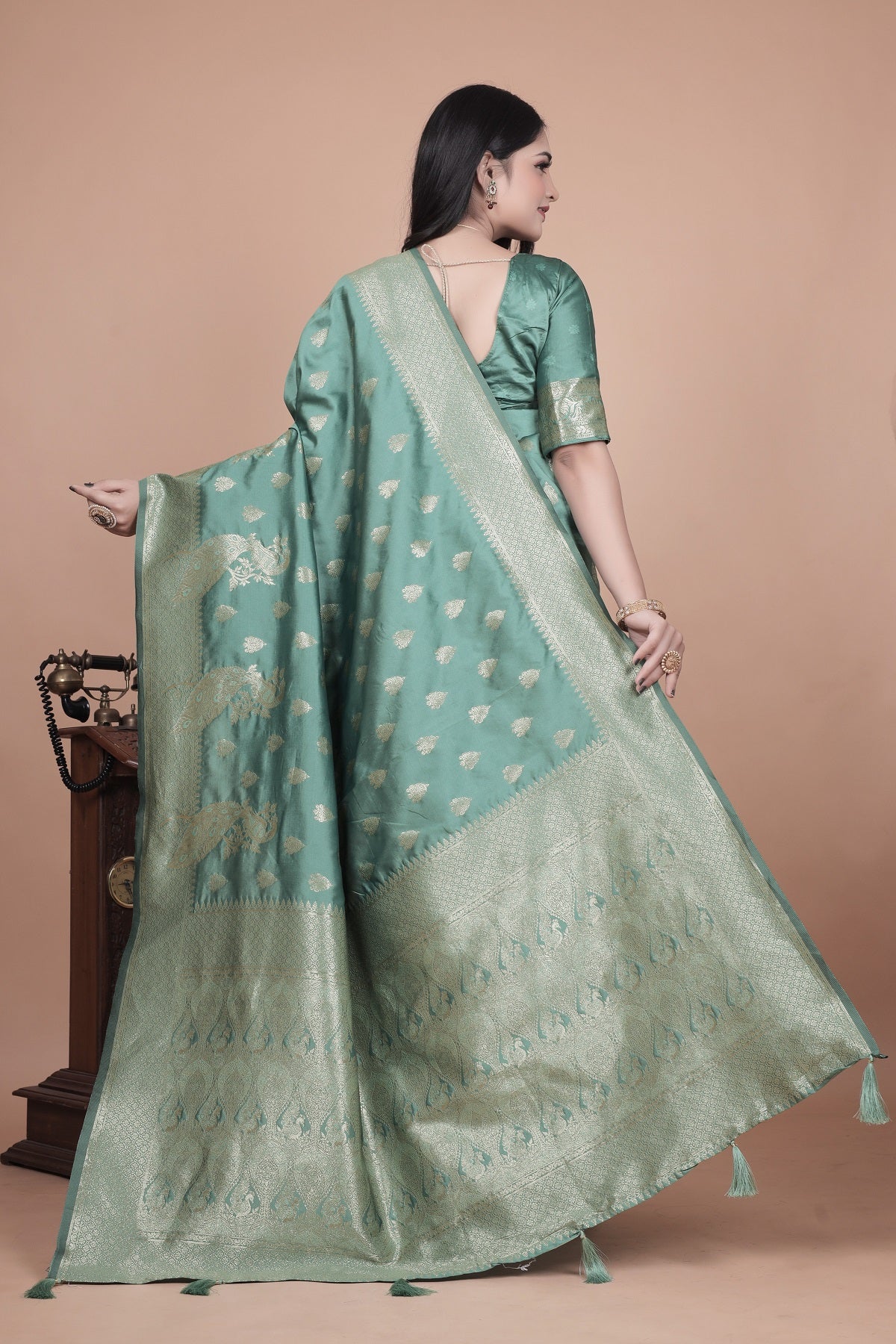 Green Silk Saree with Intricate Peacock Zari Work – Traditional Banarasi Design for Weddings & Festive Occasions