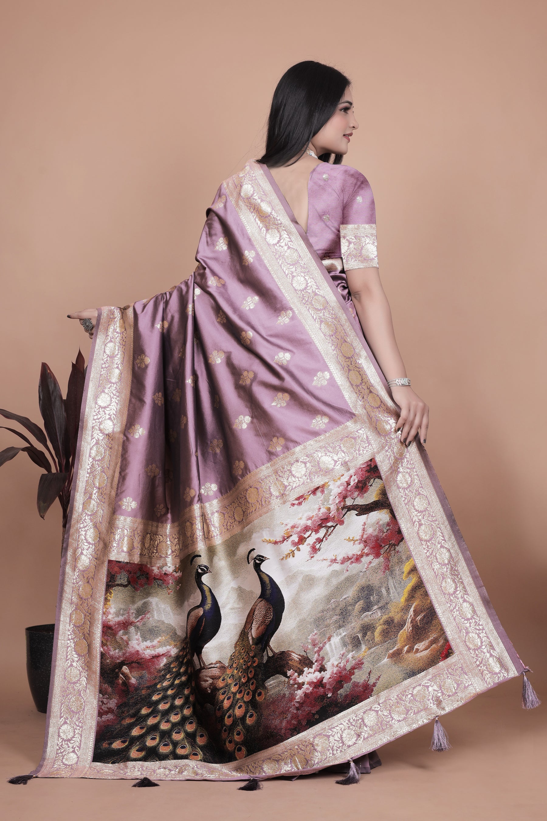 Traditional Lilac Silk Saree with Intricate Golden Border and Peacock Embroidery