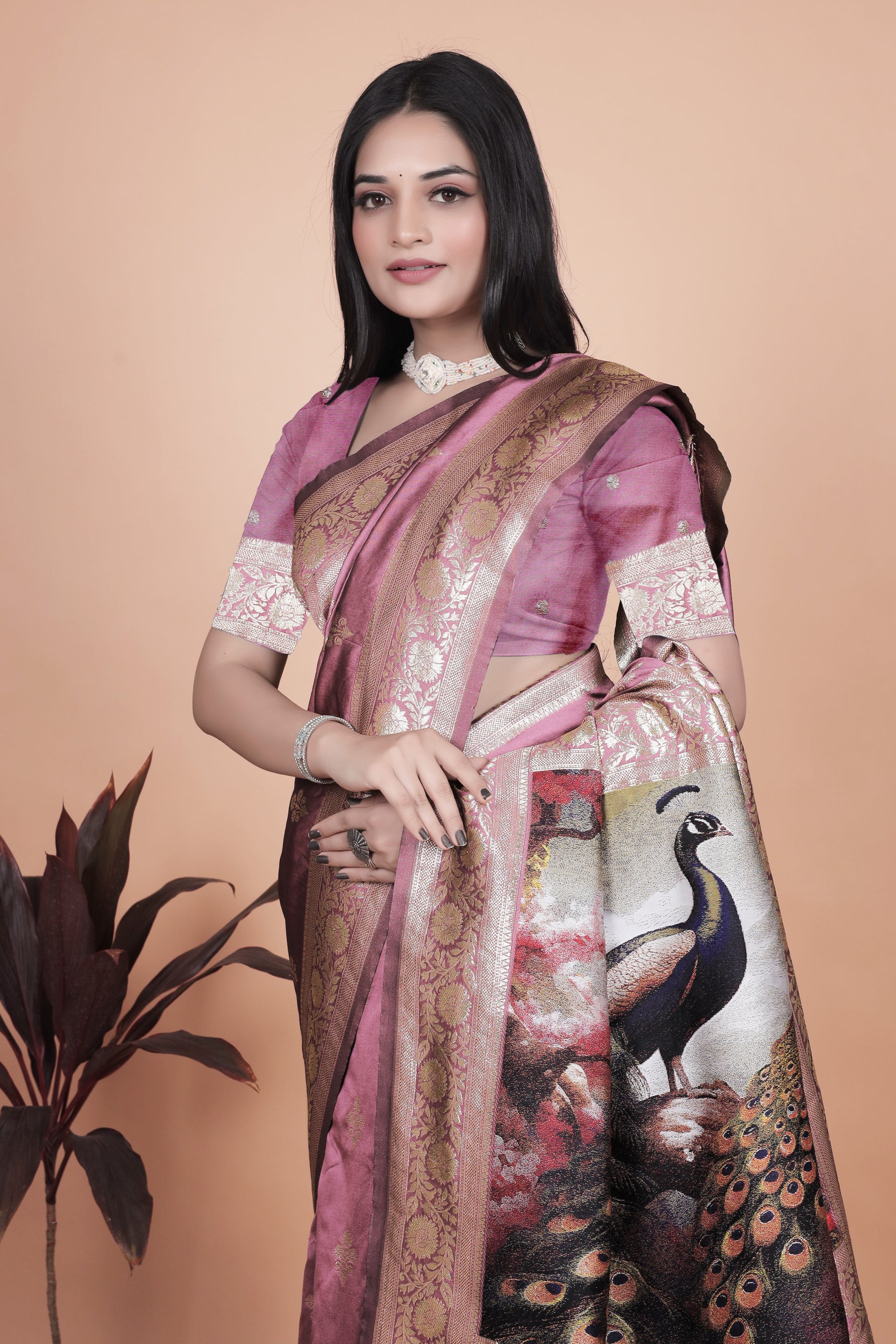 Graceful Lilac Saree with Intricate Golden Border and Peacock Art