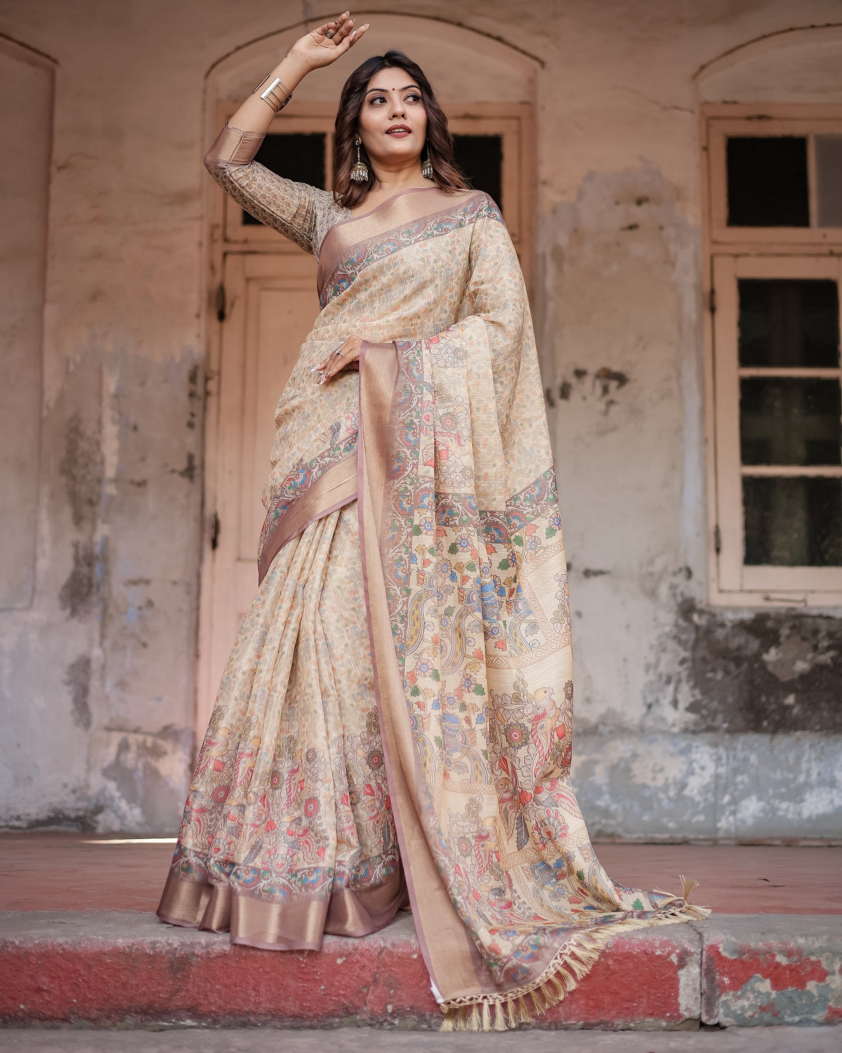 Printed Off White Linen Saree for Women with Multicolor Pallu and Ethnic Border – Lightweight Casual Wear