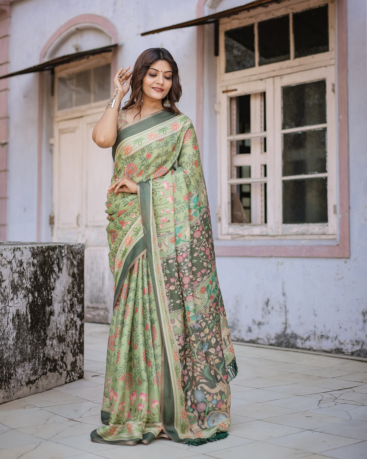 Printed Mint Green Linen Saree for Women with Multicolor Pallu and Ethnic Border – Lightweight Casual Wear