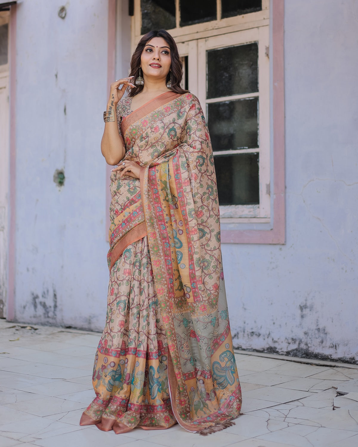 Printed Multicolor Linen Saree for Women with Multicolor Pallu and Ethnic Border – Lightweight Casual Wear