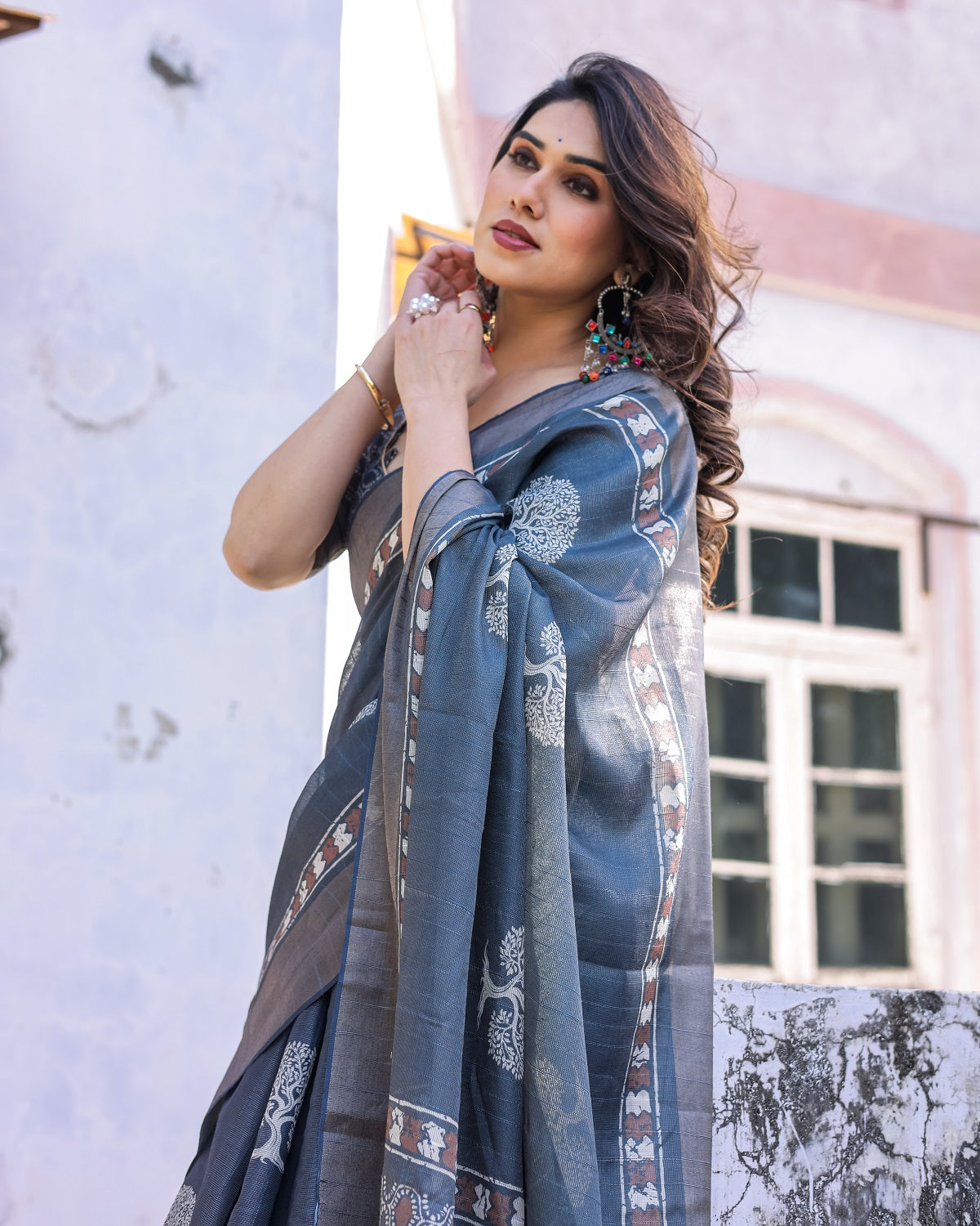 Printed Teal Blue Linen Saree for Women with Multicolor Pallu and Ethnic Border – Lightweight Casual Wear