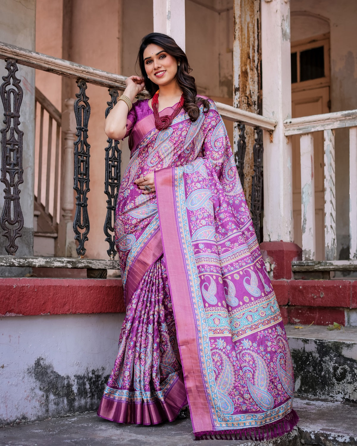 Printed Multicolor Linen Saree for Women with Multicolor Pallu and Ethnic Border – Lightweight Casual Wear