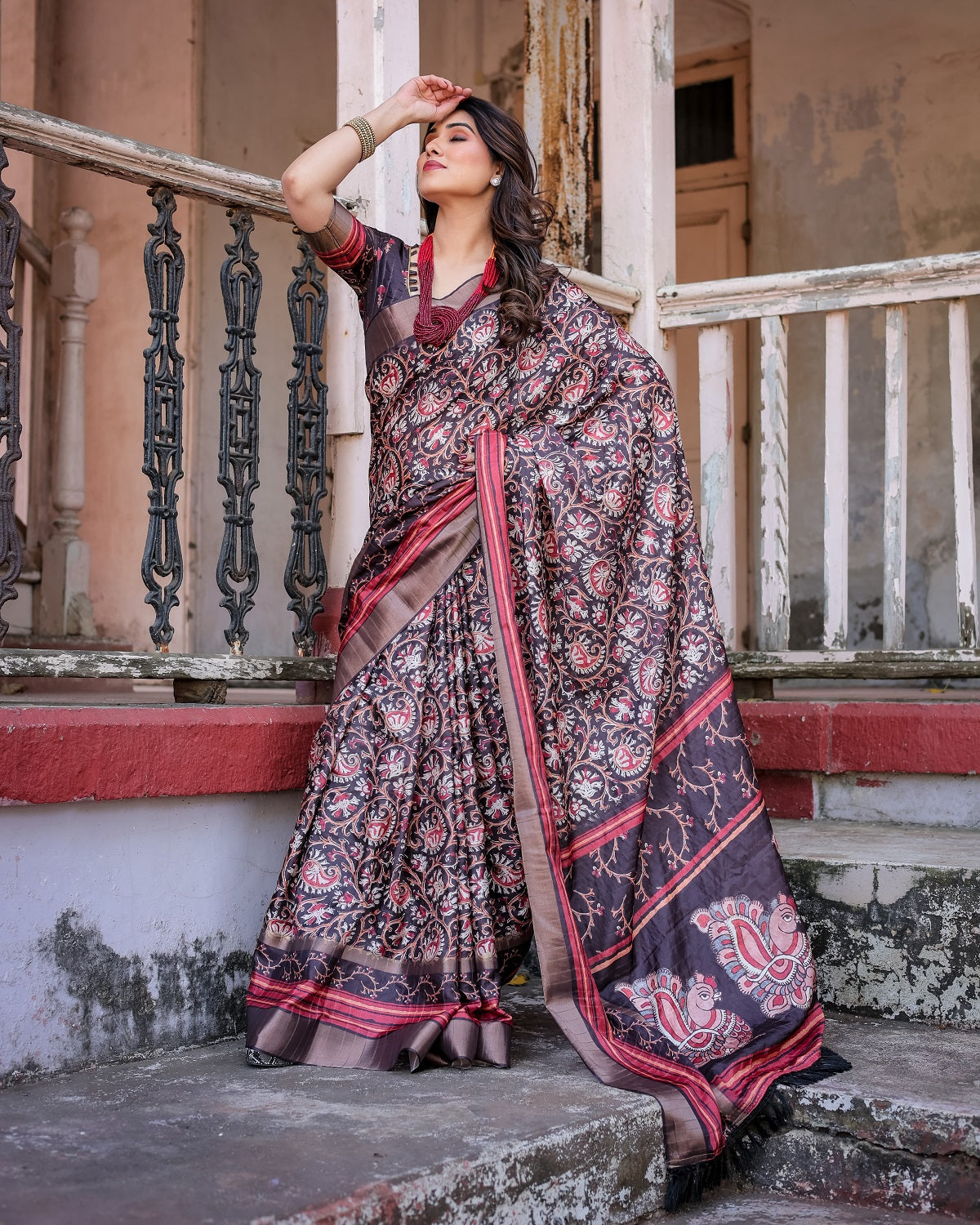 Printed Wine Linen Saree for Women with Multicolor Pallu and Ethnic Border – Lightweight Casual Wear