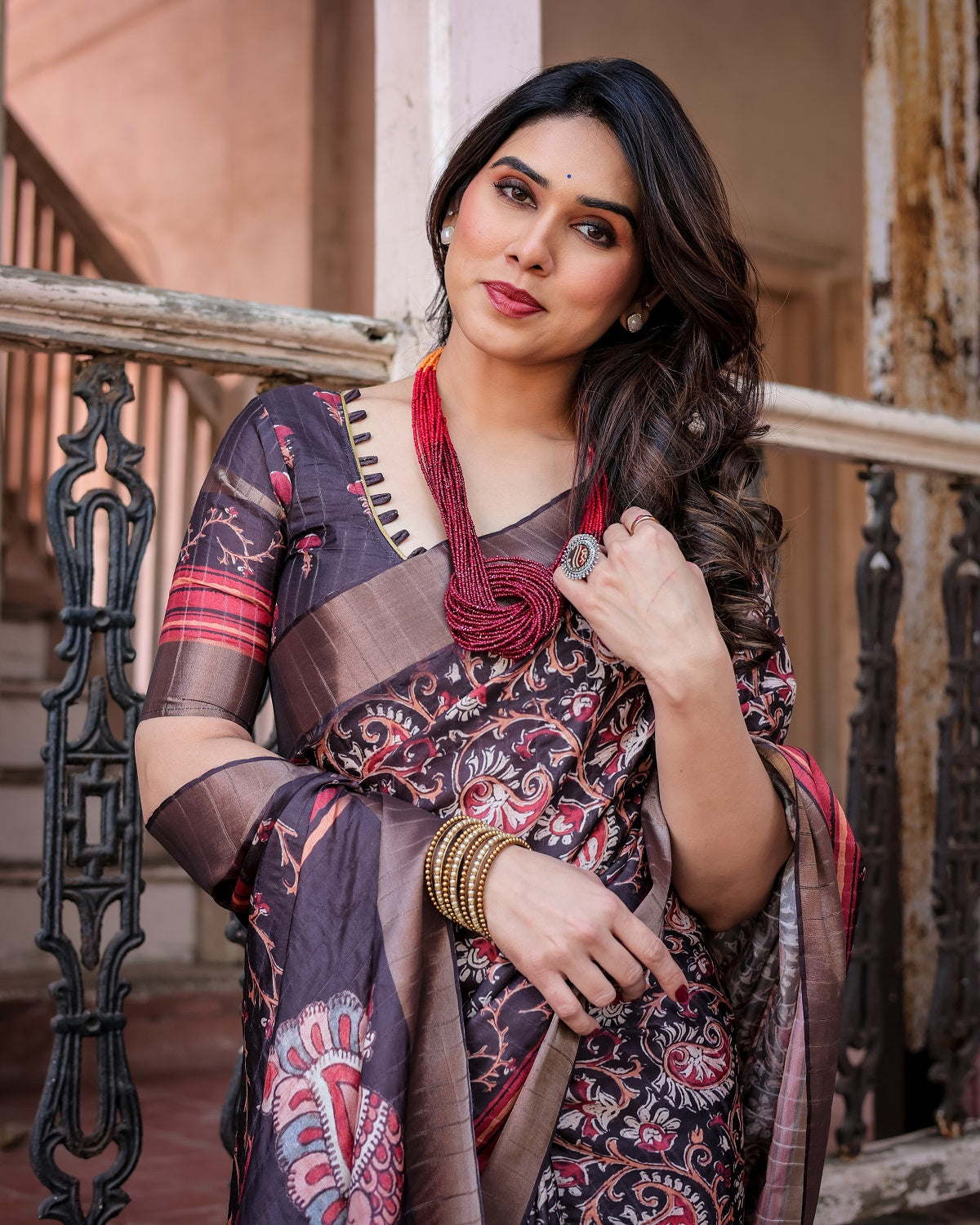 Printed Wine Linen Saree for Women with Multicolor Pallu and Ethnic Border – Lightweight Casual Wear