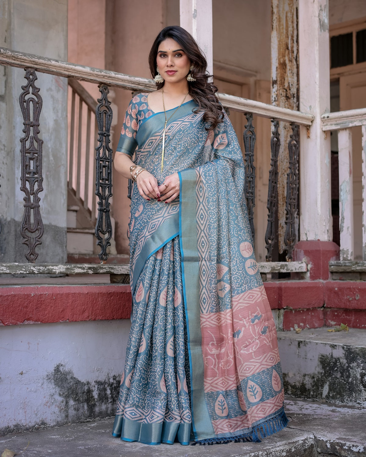 Printed Teal Linen Saree for Women with Multicolor Pallu and Ethnic Border – Lightweight Casual Wear