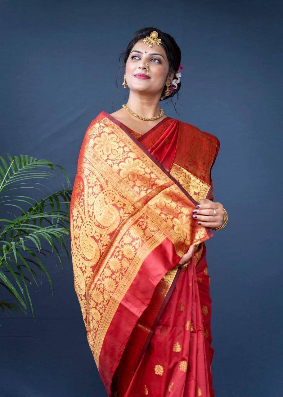 Glamgait Soft Lichi Silk Jacquard Saree