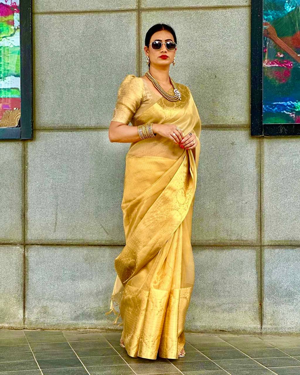 Elegant Golden Silk Saree with Intricate Brocade Work – Traditional Festive Wear for Women