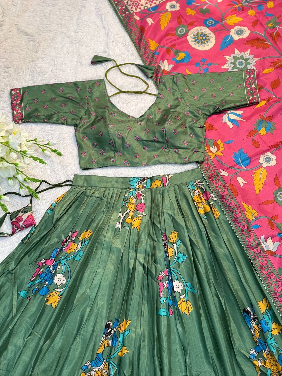 Green Traditional Lehenga Set with Pink Dupatta & Folk Art Border – Festive Ethnic Wear for Women