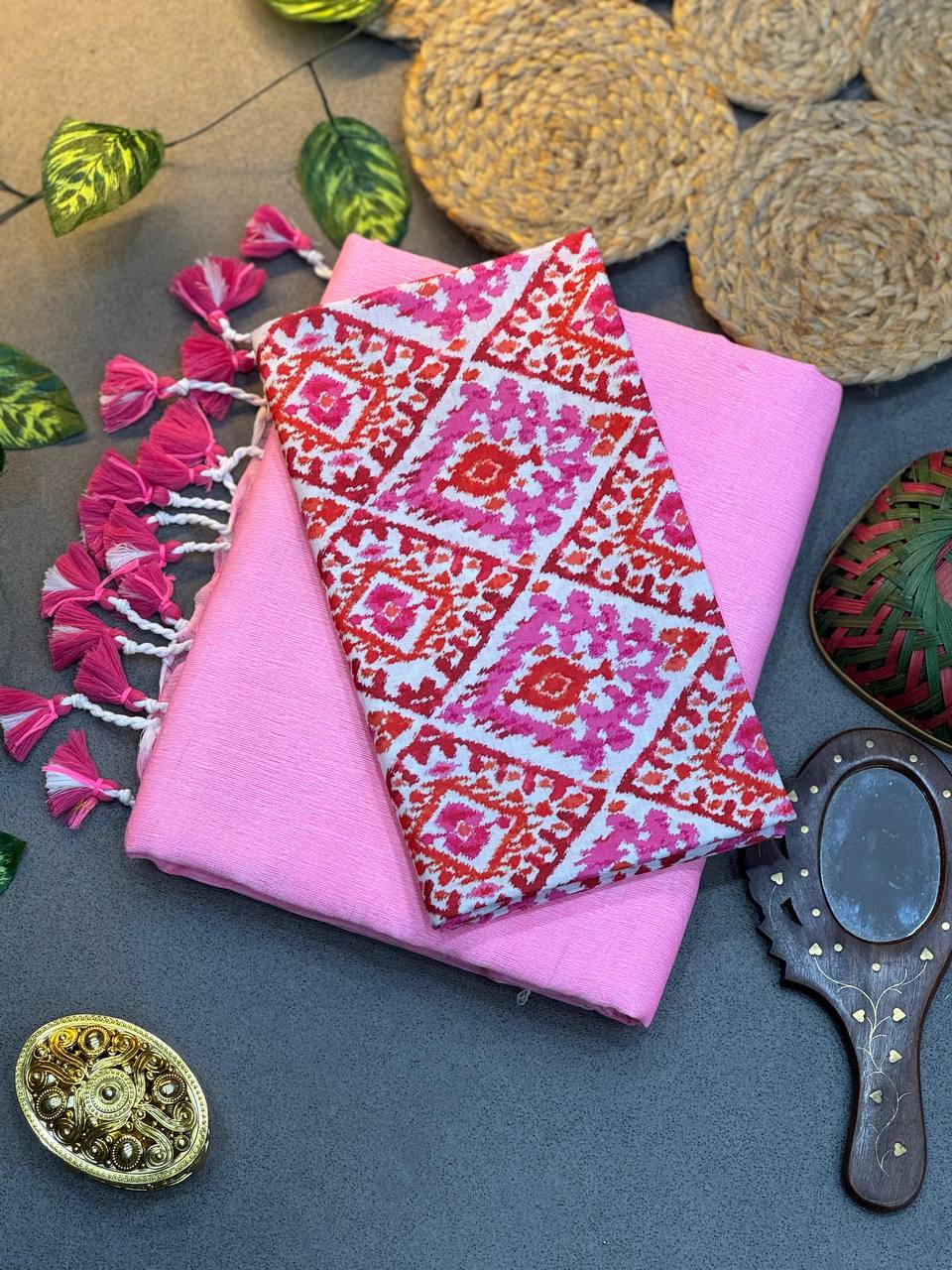 Light Pink Cotton Saree with Printed Blouse – Soft & Breathable Fabric