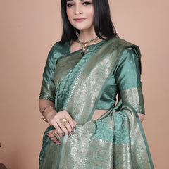 Exquisite Green Silk Saree with Gold Zari Work – Indian Wedding Saree