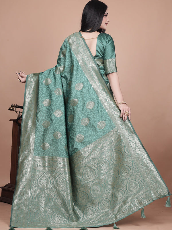 Exquisite Green Silk Saree with Gold Zari Work – Indian Wedding Saree