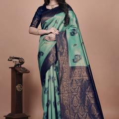 Stunning Green and Blue Silk Saree with Floral Patterns and Zari Work – Ideal for Special Occasions