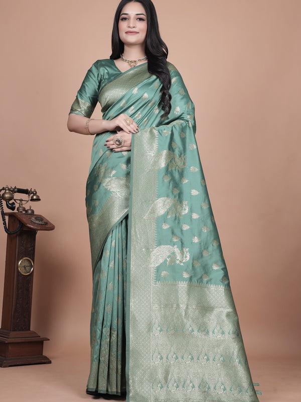  Green Silk Saree with Intricate Peacock Zari Work – Traditional Banarasi Design for Weddings & Festive Occasions