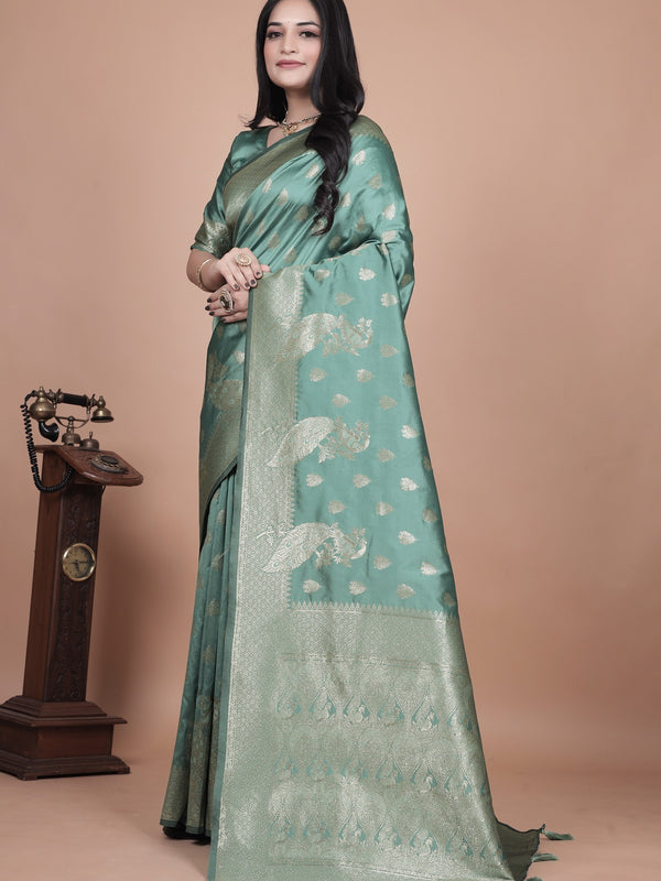 Green Silk Saree with Intricate Peacock Zari Work – Traditional Banarasi Design for Weddings & Festive Occasions
