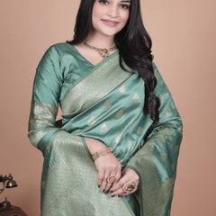  Green Silk Saree with Intricate Peacock Zari Work – Traditional Banarasi Design for Weddings & Festive Occasions