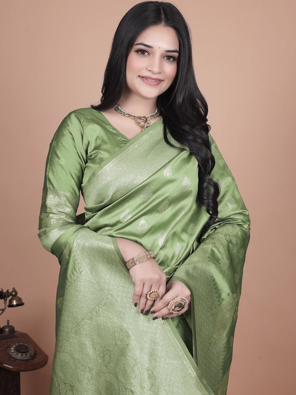 Traditional Green Banarasi Silk Saree with Floral & Peacock Design - Perfect for Weddings and Festivals