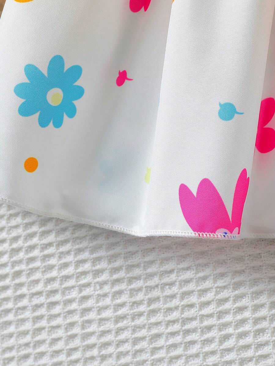 Glamgait White Color Floral Printed Flared Sleeve Kids Baby Frock