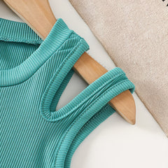Girls Teal Ribbed Sleeveless Crop Top & Multicolor Printed Pants Set