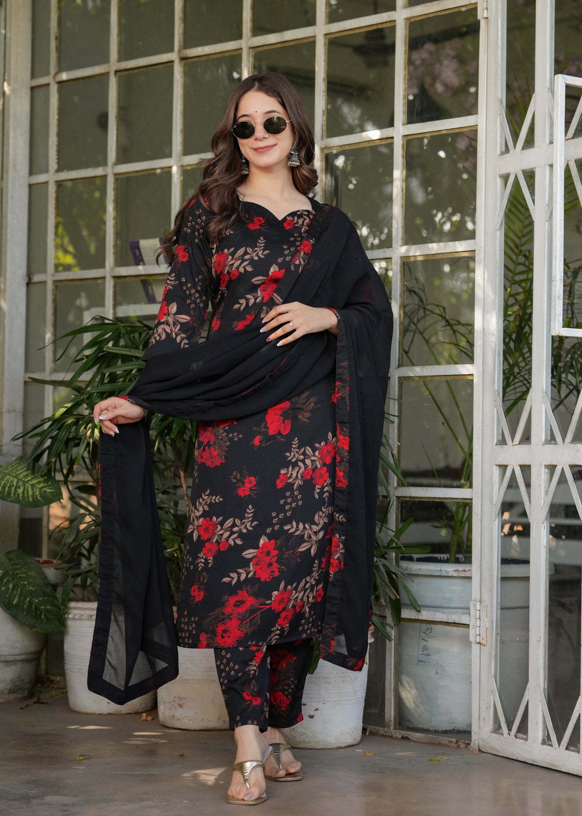 Black Red Floral Kurta Set with Dupatta for Women