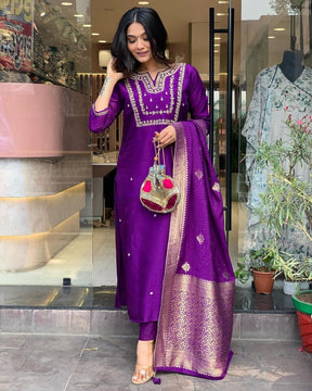 Royal Purple Zari Kurta Set with Banarasi Dupatta