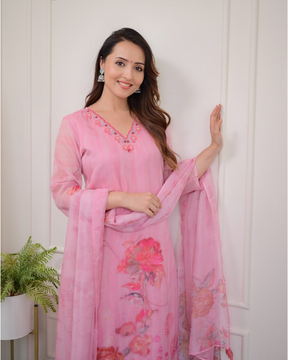 Blush Pink Floral Kurta Set with Organza Dupatta