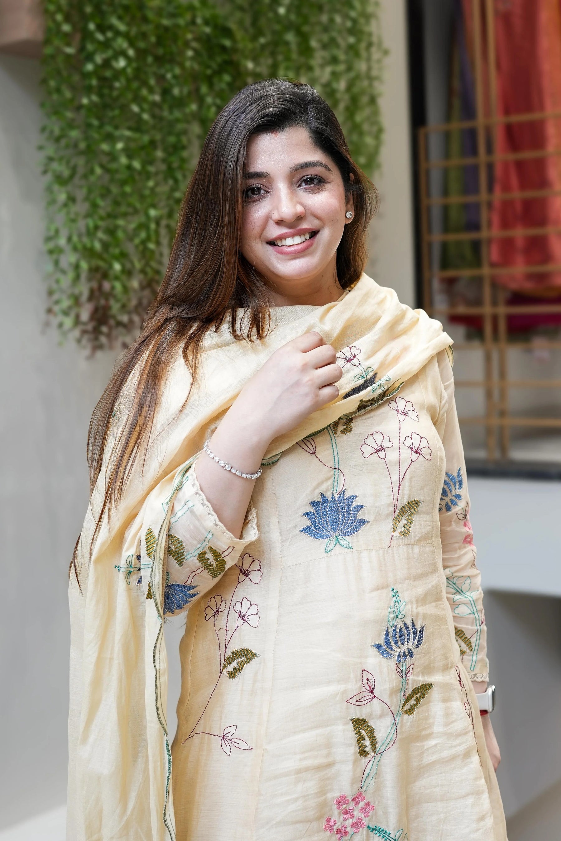 Cream Floral Embroidered Kurta Set with Dupatta