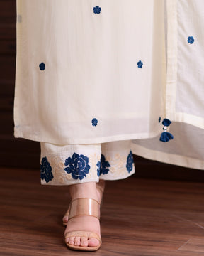 Maithili Off-White Navy Floral Kurta Set with Dupatt