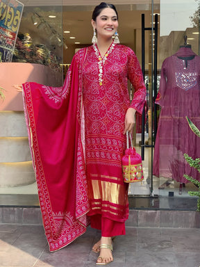 Navya Rani Pink Bandhani Kurta Set with Dupatta