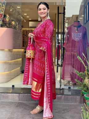 Navya Rani Pink Bandhani Kurta Set with Dupatta