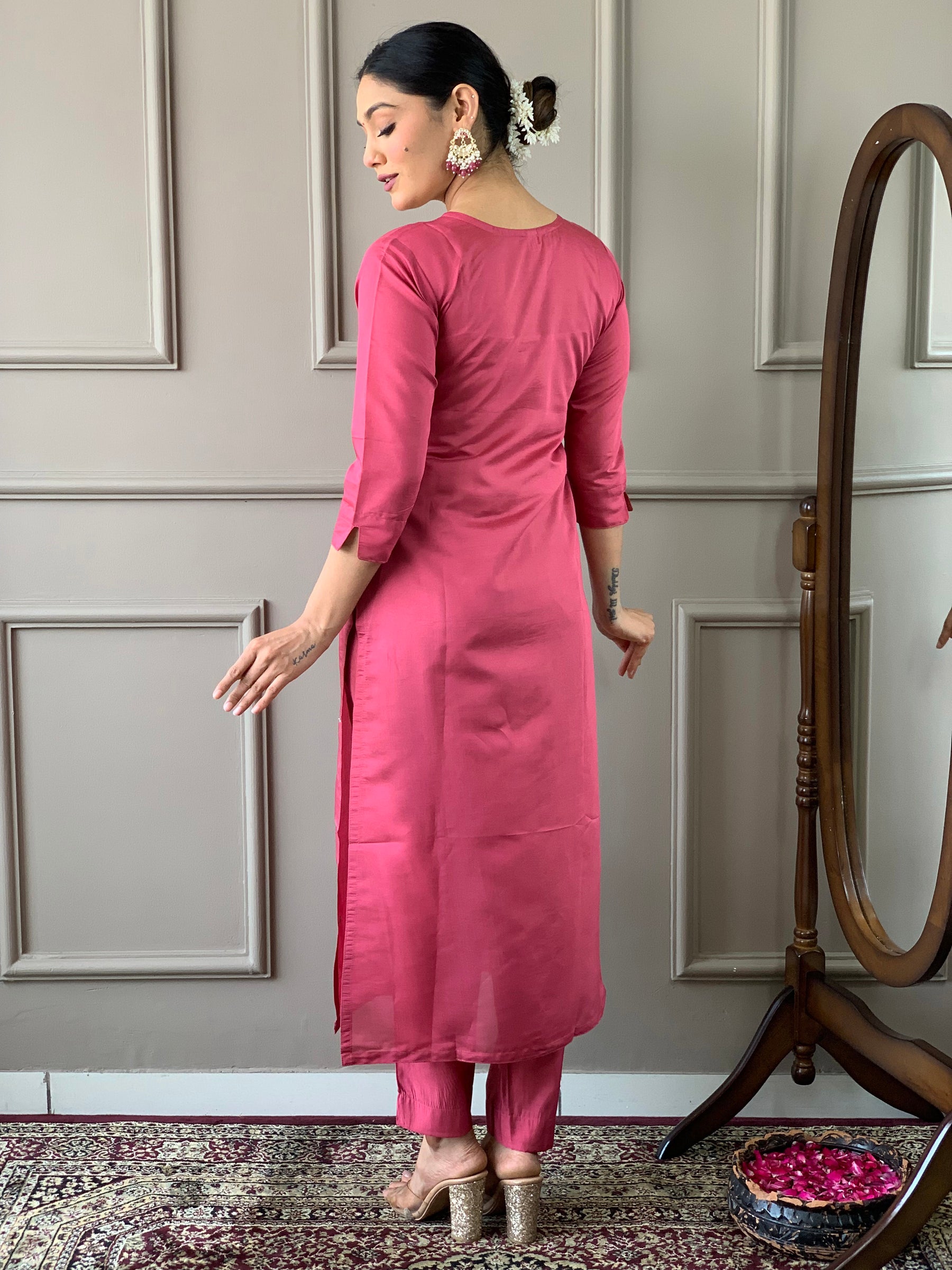 Rani Pink Embroidered Kurta Set with Organza Dupatta