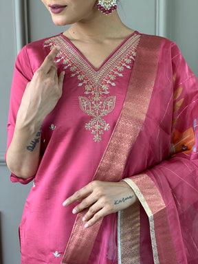 Rani Pink Embroidered Kurta Set with Organza Dupatta