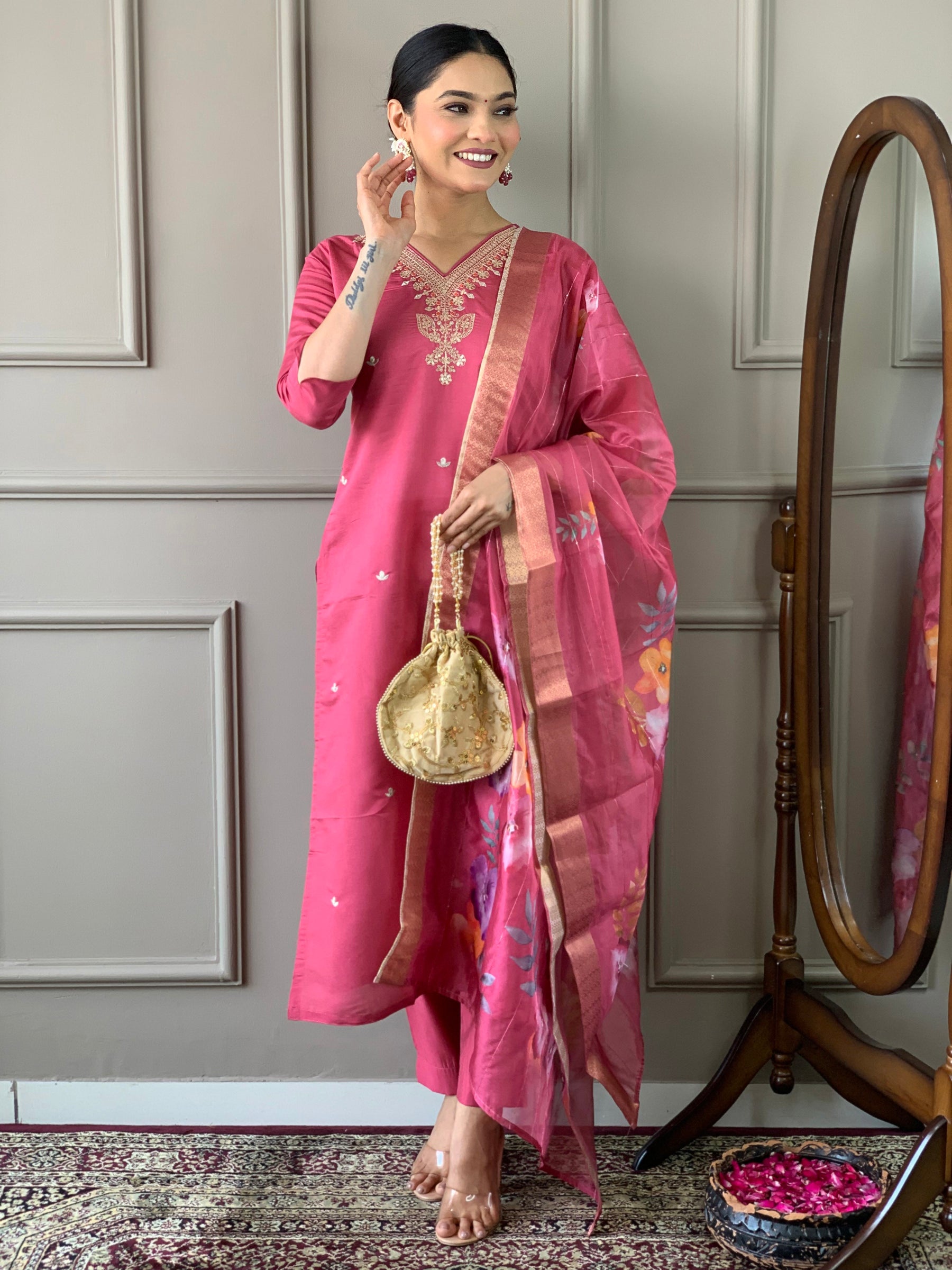 Rani Pink Embroidered Kurta Set with Organza Dupatta