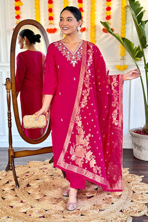 Birja Rani Pink Embroidered Kurta Set with Dupatta