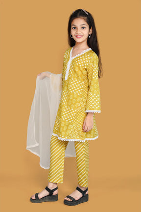 Girls lovely yellow and white salwar kameez And Dupatta Set