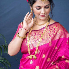 Glamgait Soft Lichi Silk Jacquard Saree