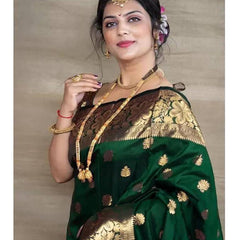 Glamgait Soft Lichi Silk Jacquard Saree