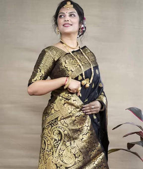 Glamgait Soft Lichi Silk Jacquard Saree