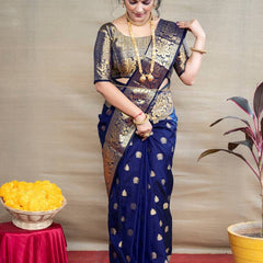 Glamgait Soft Lichi Silk Jacquard Saree