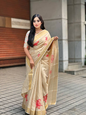 Beige Soft Banarasi Saree with Red Floral Prints – Soft & Lightweight Party Wear Saree for Women