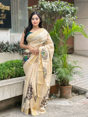 Beige Soft Banarasi Saree with Majestic Peacock Print – Elegant Traditional Wear for Women