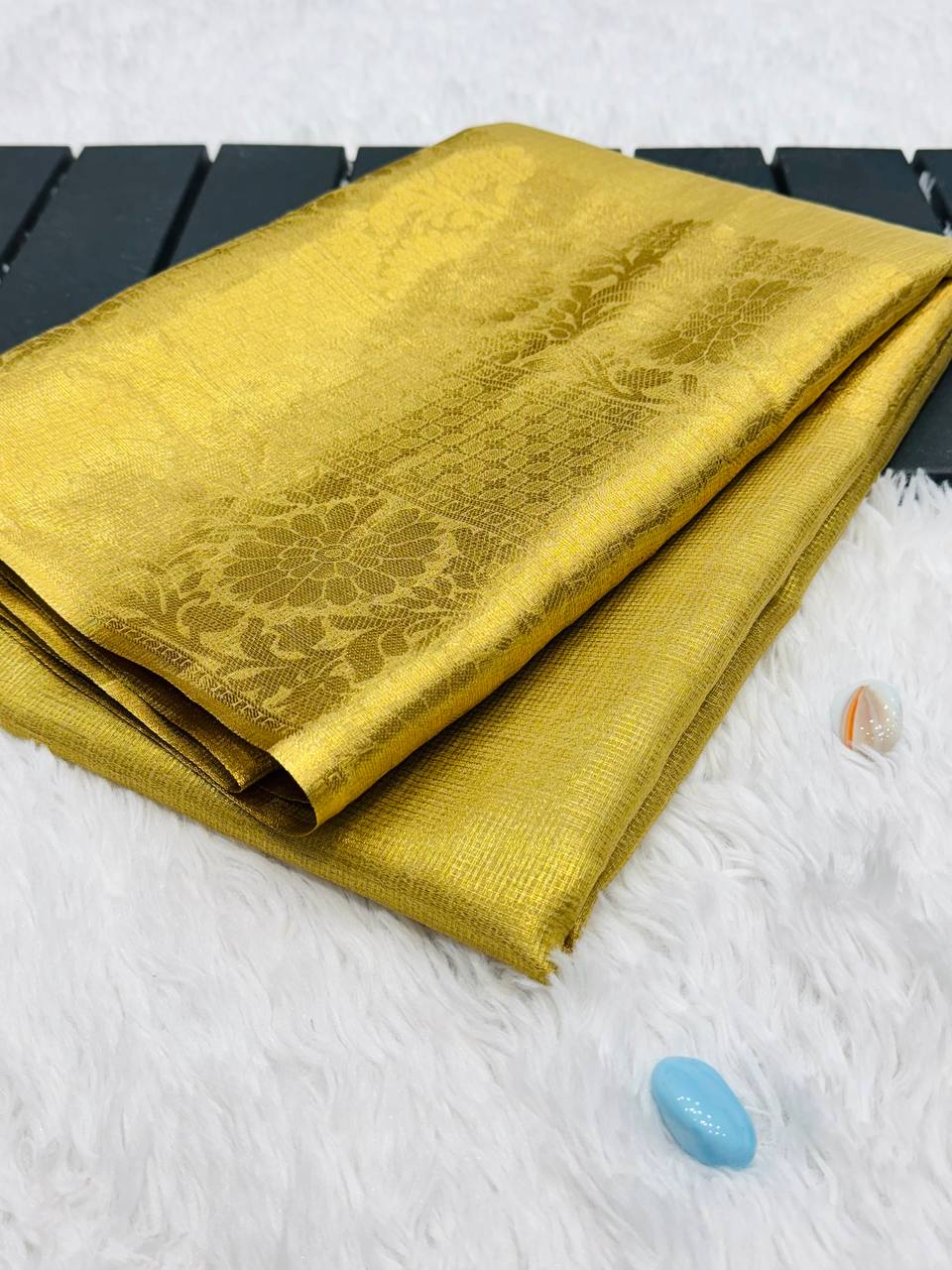 Elegant Golden Silk Saree with Intricate Brocade Work – Traditional Festive Wear for Women