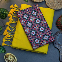 Yellow Cotton Saree with Printed Blouse – Soft & Breathable Fabric