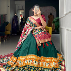 Glamgait Green Patola Lehenga Choli with Banarasi Border & Traditional Printed Dupatta for Women