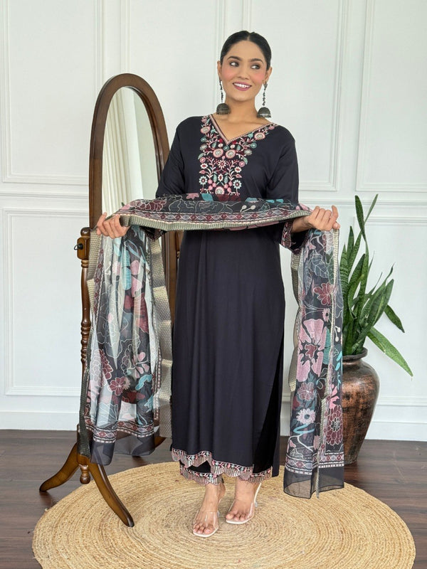Women Black Embroidered Kurta Set with Floral Organza Dupatta