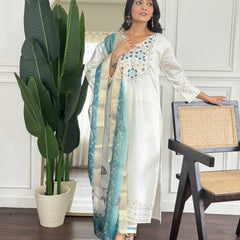 Women Off White Embroidered Kurta Set with Floral Organza Dupatta