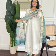 Women Off White Embroidered Kurta Set with Floral Organza Dupatta