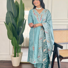Women Sea Green Embroidered Kurta Set with Dupatta
