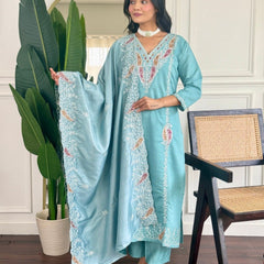 Women Sea Green Embroidered Kurta Set with Dupatta